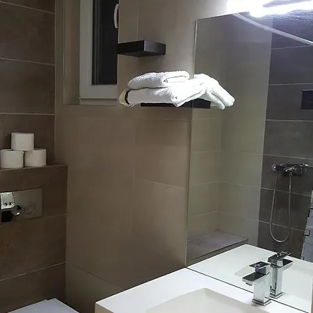 De Luxe Republic Square Of 100sqm Belgrad